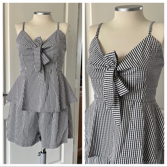 🆕 listing! Cute plaid set (top only) - Picture 1 of 6